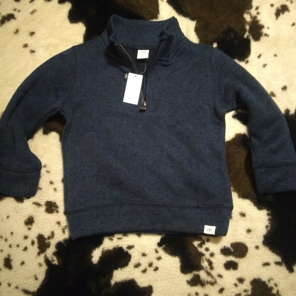 Brand new baby Gap dark blue sweater size 3T soft and cuddly